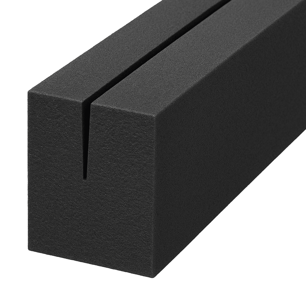 FBZ Fugenblechzentrierung – präzises Schaumstoff-Formteil mit zentralem Schlitz zur Aufnahme des Fugenblechs